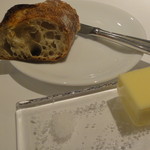 レストランディファランス - パン