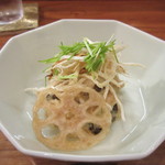 佳肴岡もと - 八寸⑤
      れんこん揚げと？