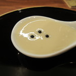 佳肴岡もと - 八寸④
      ？大覚寺納豆のせ