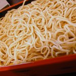 室町 砂場 - せいろが透けて見える