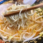 Hakatasankiyatsushiroten - 極細麺をリフトアップ！