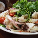 ソンポーン - ヤム プラームック