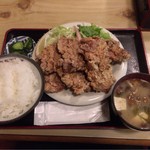 あたご食堂 - 鶏から定食 ¥850
