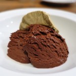 ブリッカ - チョコレートムースとピスタチオのアイス　