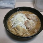 麺屋 開高 - 赤味噌ネギらー麺