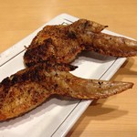 和鶏屋 - H.28.10.11.夜 手羽先 @140円税別