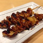 和鶏屋 - H.28.10.11.夜 皮(タレ) @140円税別