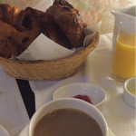 トロイメライ - 翌朝の朝食