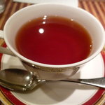 ステーキ＆ワイン シュバルージュ - ☆紅茶でホッと一息つけます(*^。^*)☆