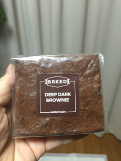 BAKED - ディープダークブラウニー 税込540円