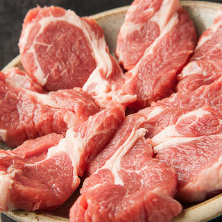 上質なラム肉を備長炭で愉しむ。