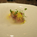 sincere - 北海道産の鰤、根セロリとカレーの風味で1