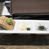 麓屋 - 蕎麦の薬味