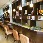 Mew's Tea Room - 店内