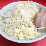 ラーメン二郎 新宿歌舞伎町店 - ラーメン＋野菜ニンニク