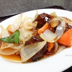 中華工房五色園 - 2016年8月　カラアゲ定食の選べる一品の肉団子甘酢。こっちの方がボリュームあるくらい。