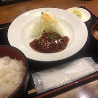 加藤牛肉店シブツウ - 六四ハンバーグ