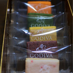 GODIVA - 16/10月 