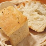 ラ スフォリーナ - メニューピッコロ<平日限定> 1400円 のフォカッチャ