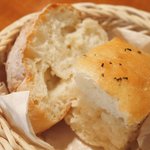 ラ スフォリーナ - メニューピッコロ<平日限定> 1400円 のフォカッチャ