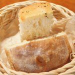 ラ スフォリーナ - メニューピッコロ<平日限定> 1400円 のフォカッチャ