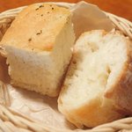 ラ スフォリーナ - メニューピッコロ<平日限定> 1400円 のフォカッチャ