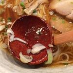 醤油ラーメン490円（税別）