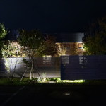 ジュエーメ - 外観・・夜は幻想的な雰囲気を醸し出す。