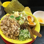 ラーメン イエロー - 平日限定まぜそば大と生たまご　ニンニクアブラ