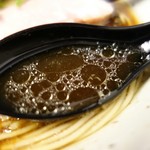 麺工 小烏丸 - 綺麗なスープ