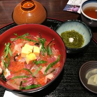 はまじま - 爆弾丼 普通盛