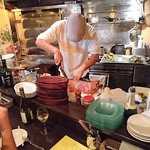 イル ド マンジェ - スペシャリテは豚の丸焼き