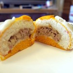 ファミリーマート - 中身はジューシーな塩肉まん