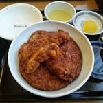 ヨーロッパ軒 - パカッと、パリ丼にカツ１枚追加(^o^)