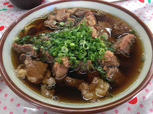 めん処 肉うどん たけや>