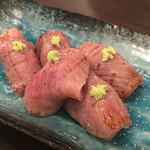 美酒美肴 はまゐ - 和牛炙り寿司 基本3個