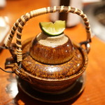 よろにく - 松茸の土瓶蒸し