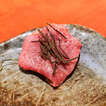 よろにく - タンの昆布乗せ