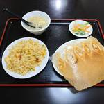 ニイハオ - 焼餃子5個・半炒飯・スープ　550円