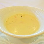 Koyu Club Karuizawa Salon - 朝食のクラムチャウダー