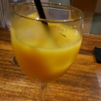 シャンパン食堂 - セットのオレンジジュース