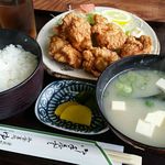ゆうき - 鳥のからあげ定食８００円