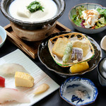 Ganyuu Tei - お豆腐尽くしのヘルシーランチ『美肌豆腐遊膳』コラーゲン入りの身体にもおいしい遊膳です。