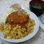 プティコック - プティコック ＠神田 ドライハンバーグカレー ６００円