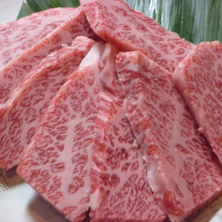 【こだわり極上肉】美味しい牛肉ならなか松へ！