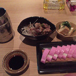 熊本御膳 あざみ - 突き出し、鳥わさ、板わさ