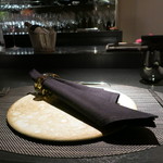 エクアトゥール - カウンターで