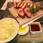 とんかつ マンジェ - 日向あじ豚とヘレカツの盛り合わせ