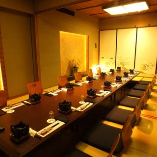 For 10 or more people, we have private rooms with tatami rooms and private rooms with hori kotatsu seats.
