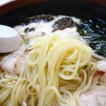 Minato No Oshokujidokoro Donki- - 2016年8月　ジオラーメンの麺の具合
